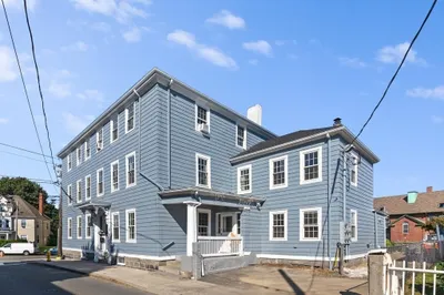 40 Middle Street #3b 1