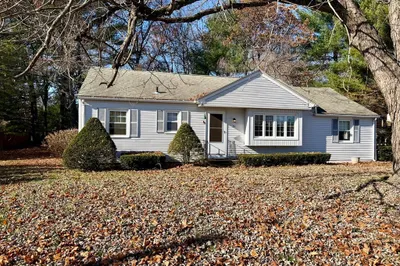 31 Pineywood Rd 1