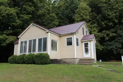 285 Millers Falls Rd 1
