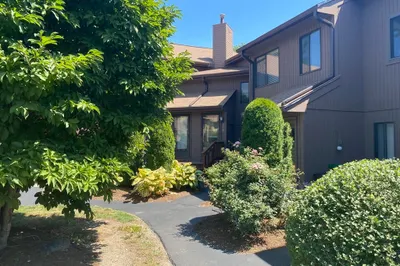 215 Trailside Way #215