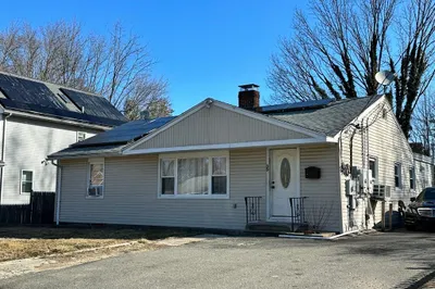 33 Prince St