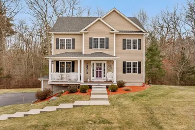 60 Avalon Dr 1
