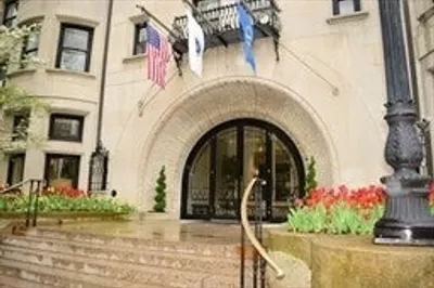 416 Commonwealth Ave #711