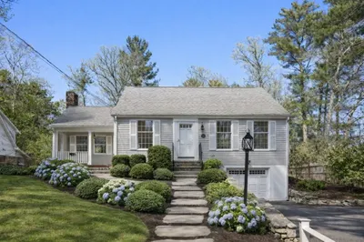 492 Delano Rd 1