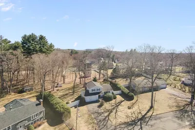 181 Eastwood Dr 1