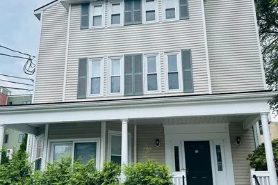 12 Surrey Street #2