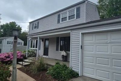 119 Longwood Dr