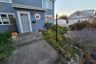 9 Harbor View Rd 1