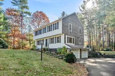 18 Lillian Way 1