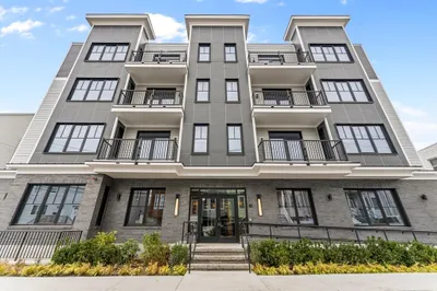 24-28 Mount Pleasant St #101 1