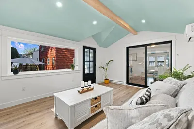 111 Mitchell Ave 1