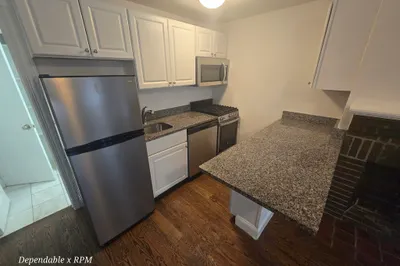 86 Charles St #1 1