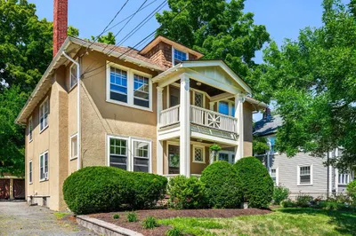 25 Rowe St 1