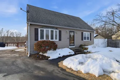 30 W Hill Road 1
