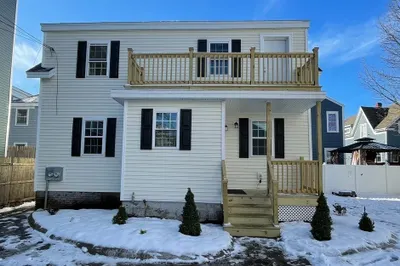32 Harwood St #2