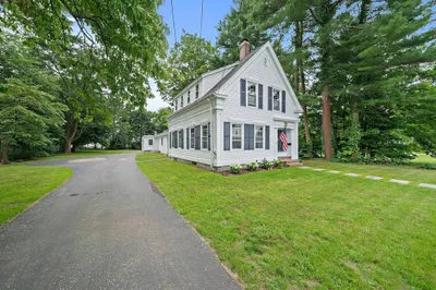 10 Bassett St 1