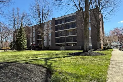 66 Main St #48A