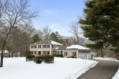 3 Niantic Street 1