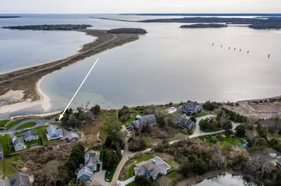 18 Spindrift Ln 1