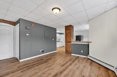 42 Almont St #3R 1