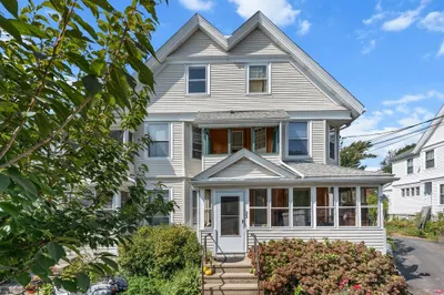 33 Dexter Avenue #33 1