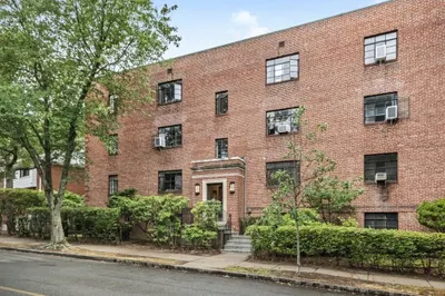 40 Stetson St #3