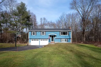 8 Babcock Drive