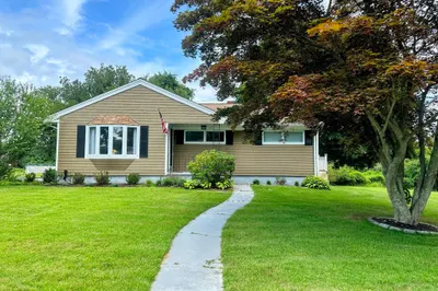 67 Montgomery Rd 1
