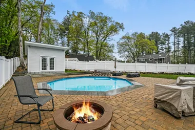 11 Ewald Avenue 1