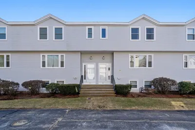 24 Villa Roma Dr #24 1