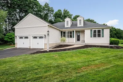 43 Juniper Wood Dr 1