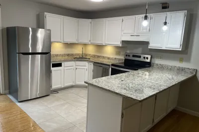 71 Edgeworth St #16 1