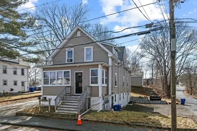 42 Godfrey St 1