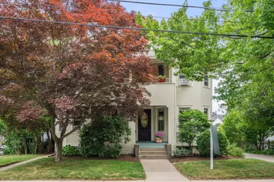 23 Pine Street #1