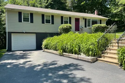 15 Cricket Drive