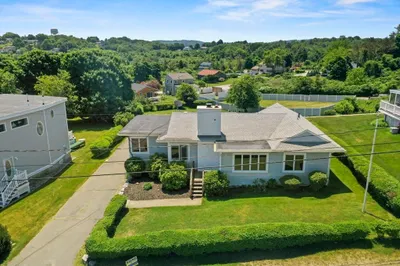 115 North Ridge Rd 1