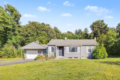 1161 E Mountain Rd 1
