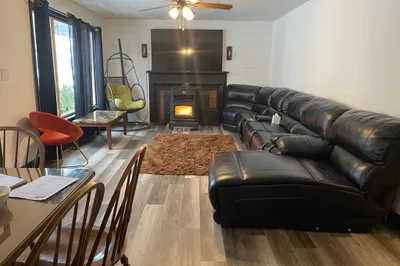 222 West River St 1