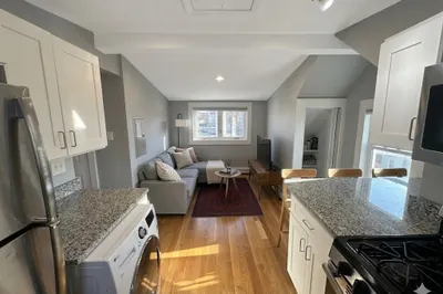 287 Beacon St #2 1