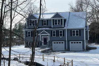 483 Middlesex Turnpike 1