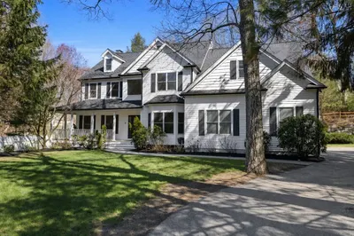 6 Sandy Hill Rd 1