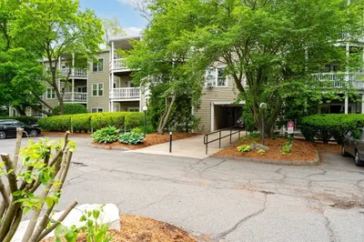 23 Randolph Pl #301
