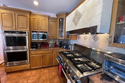 55 Metropolitan Ave 1