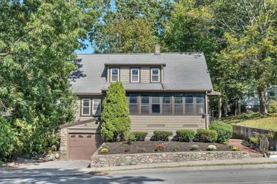 50 Sprague St
