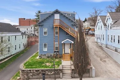 34 Irving St 1