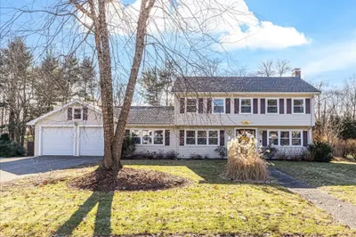 35 Hawktree Drive 1