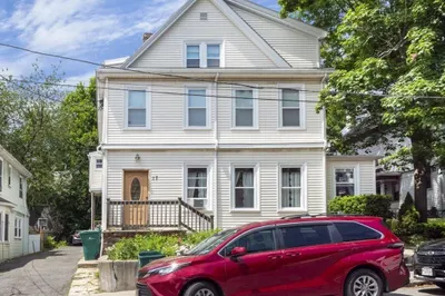 17 Kensington Park #3 1
