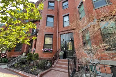 115 St Botolph St #3