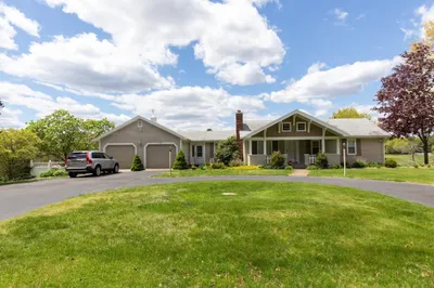 27 Reservoir Ave 1