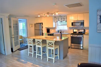 167 Breezy Point Rd 1